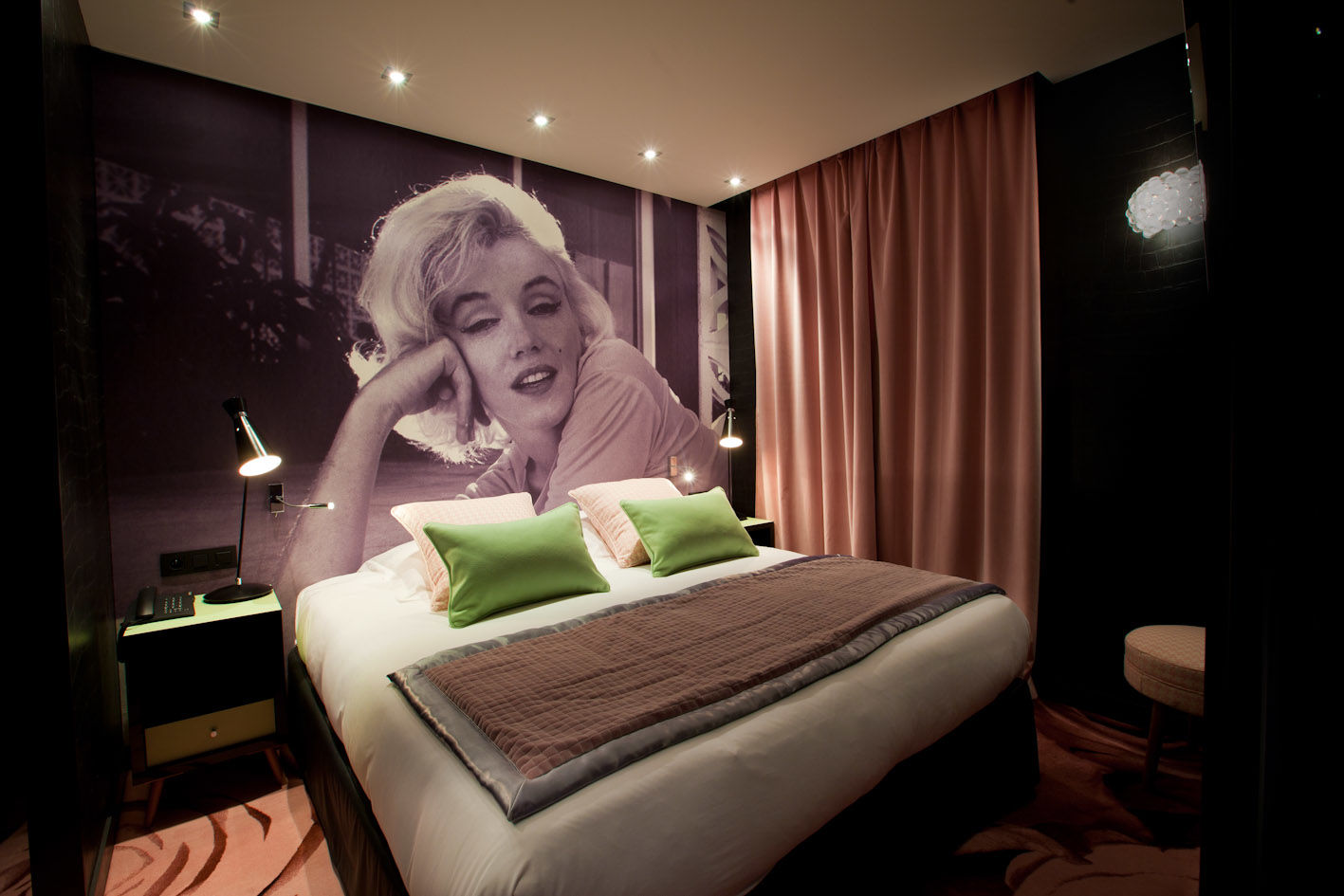 Platine Hotel Paris Rum bild